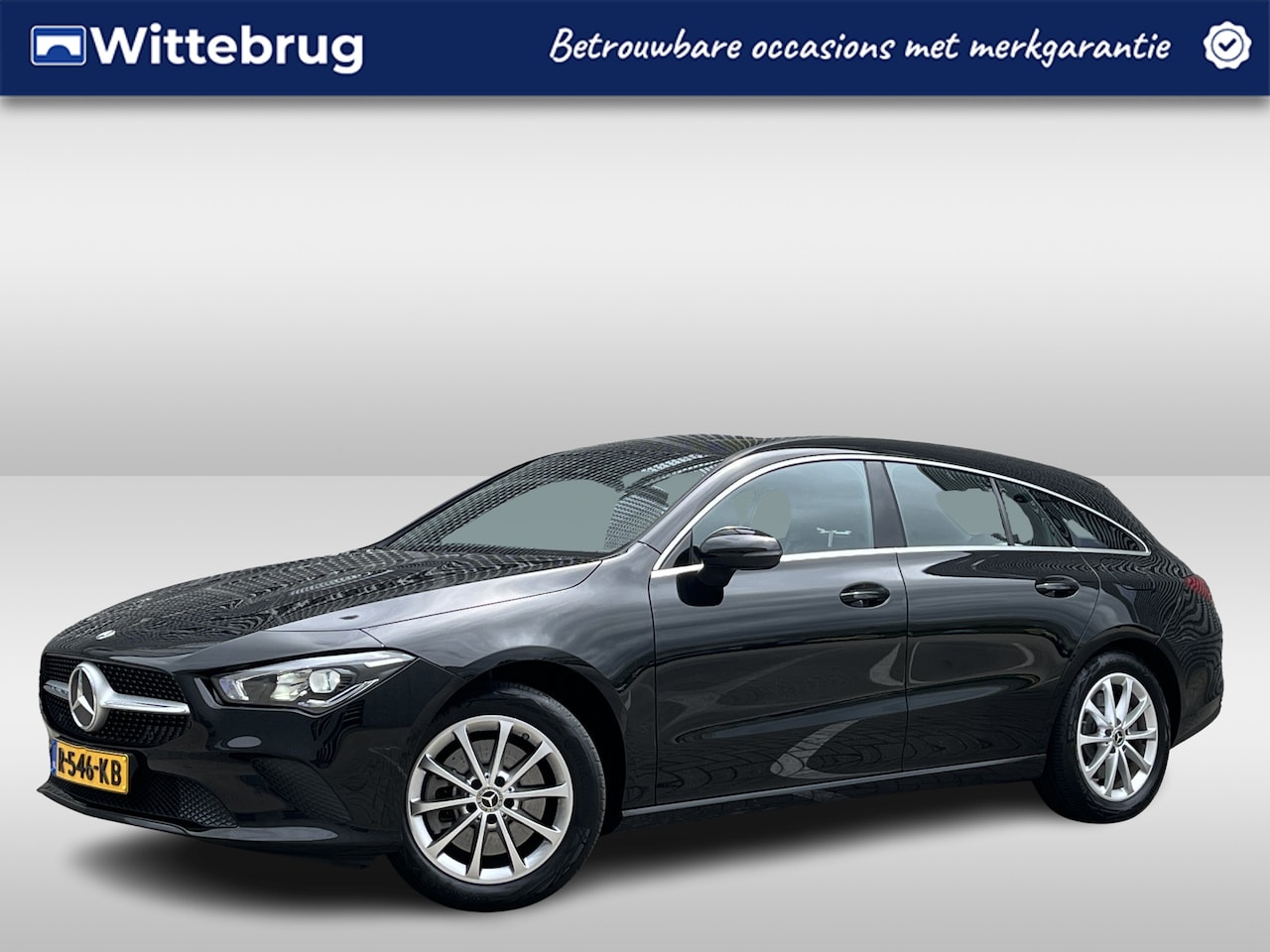 Mercedes-Benz CLA-klasse Shooting Brake - 250 e Business Line / Navigatie / Camera / Parkeersensoren V+A / Stoelverwarming / Elektr - AutoWereld.nl