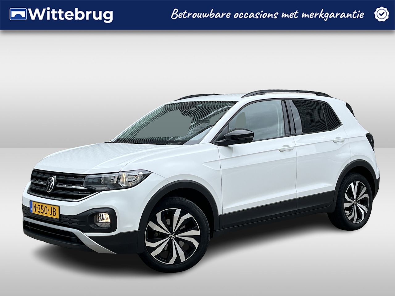 Volkswagen T-Cross - 1.0 TSI Life / Navigatie / App connect / Camera / Climate controle / Lichtmetaal 17 inch / - AutoWereld.nl