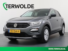 Volkswagen T-Roc - 1.0 TSI Style | Navigatie | Climate Control | Trekhaak |