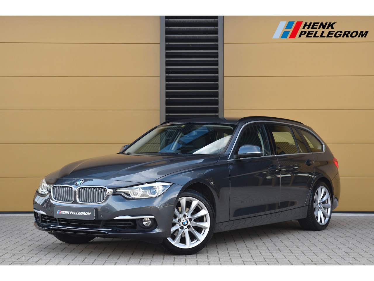 BMW 3-serie Touring - 318i Executive * Luxuryline * Hifi * Sportstoelen * Camera * Navigatie Proffesional * - AutoWereld.nl