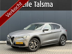Alfa Romeo Stelvio - 2.0 T AWD First Edition | Meer foto's volgen