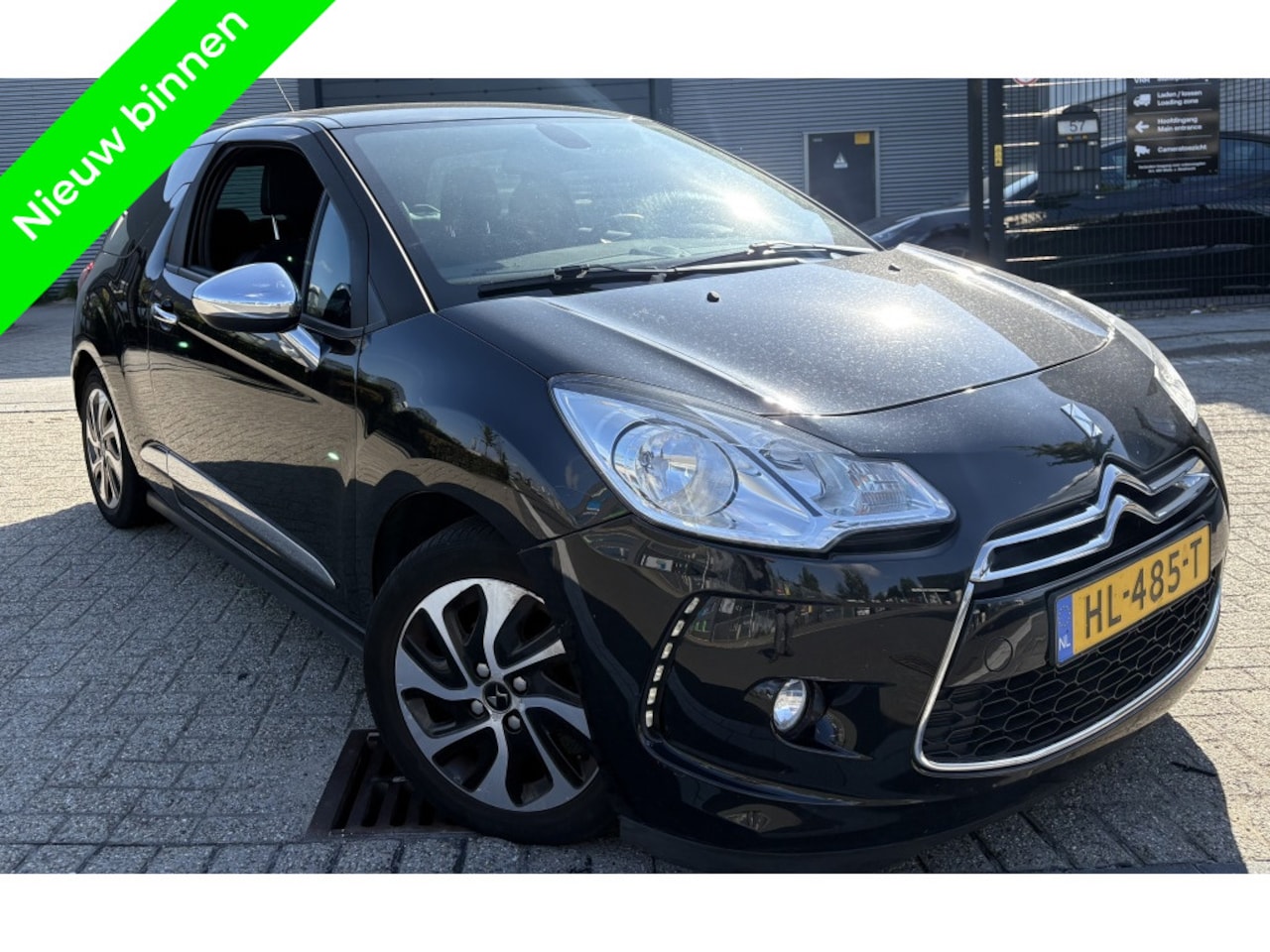 DS 3 - 1.6 HDi Navi|Facelift|Clima|Cruise|Bluetooth - AutoWereld.nl