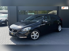 Volvo V40 - 2.0 T2 R-Design +NW APK|Airco|PDC Achter