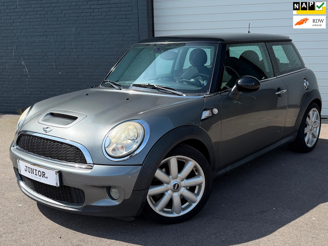 MINI 3-Deurs - 1.6 Cooper S Chili AUTOMAAT/VOLONDERHOUD/CRUISE/STOELVERWARMING - AutoWereld.nl