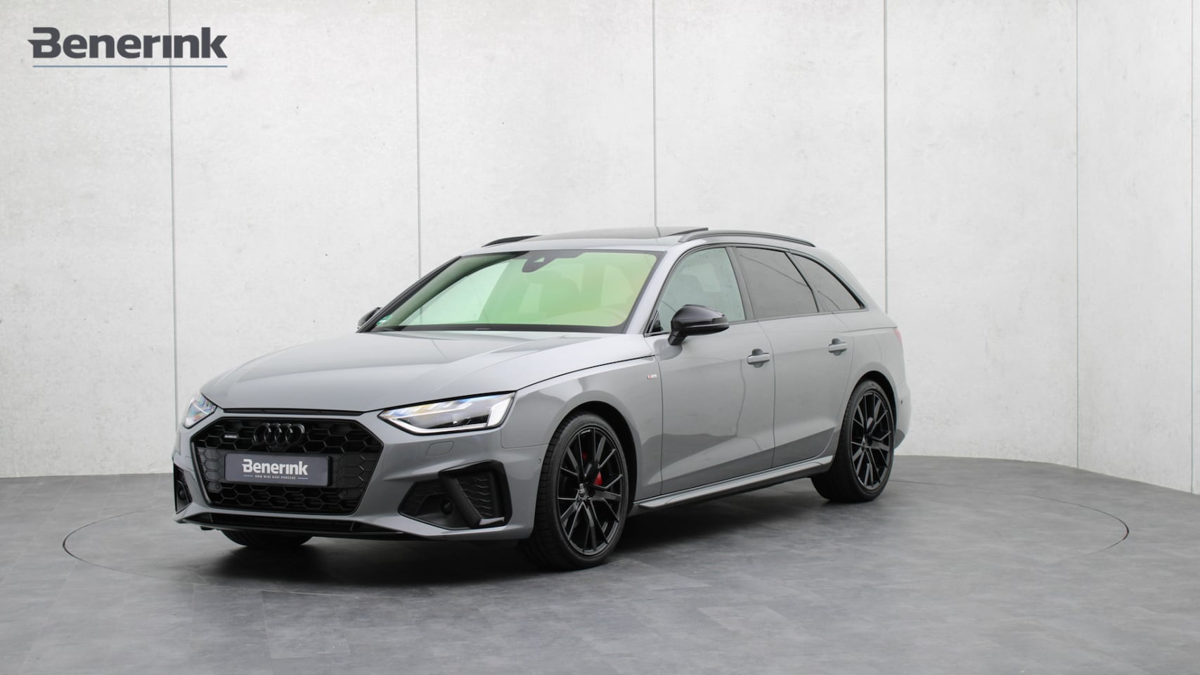Audi A4 Avant - 40 TFSI quattro S edition Competition | Massage | B&O | Panoramadak | Standkachel | Trekha - AutoWereld.nl