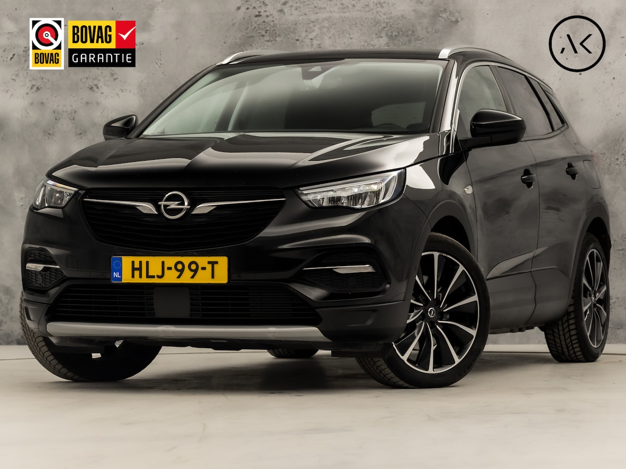 Opel Grandland X - 1.6 Turbo Hybrid Innovation 229Pk Automaat (APPLE CARPLAY, GROOT NAVI, CAMERA, GETINT GLAS - AutoWereld.nl