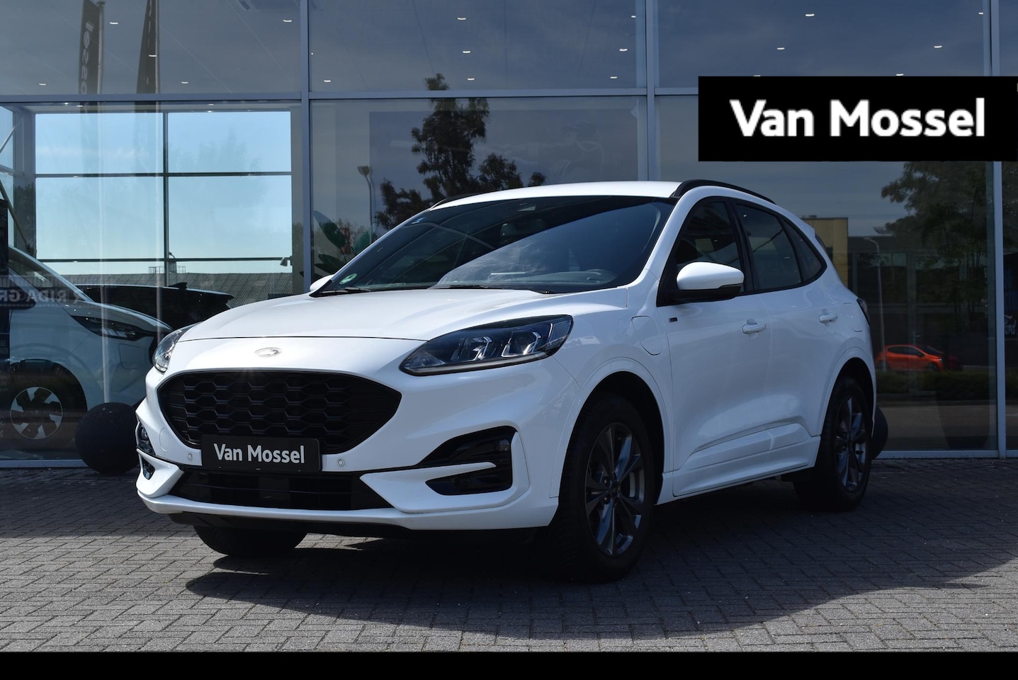 Ford Kuga - 2.5 PHEV ST-Line | Climate Control | Cruise Control | Trekhaak | Winterpack | Achteruitrij - AutoWereld.nl