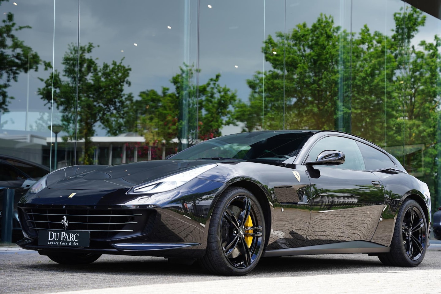 Ferrari GTC4 - Lusso T 3.9 V8 / Atelier Car / Passenger Display - AutoWereld.nl