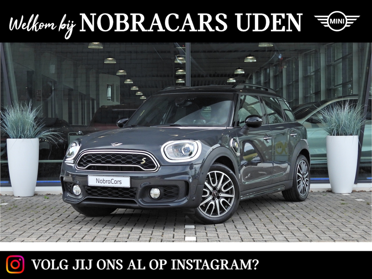 MINI Countryman - Cooper SE ALL4 JCW Automaat / Panoramadak / JCW Sportstoelen / Achteruitrijcamera / Comfor - AutoWereld.nl