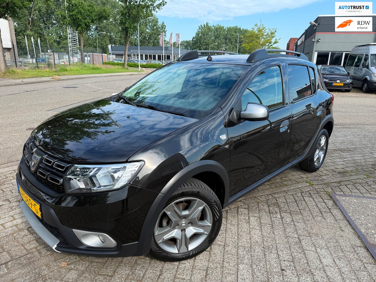 Dacia Sandero Stepway - 0.9 TCe SL AUTOMAAT NAVI AIRCO LUXE NAP+ HISTORIE! - AutoWereld.nl