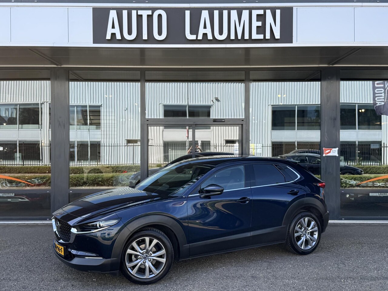 Mazda CX-30 - 2.0 e-SkyActiv-G M Hybrid Comfort Automaat 18 inch Navi Camera DAB Rijstrook Dodehoek BOSE - AutoWereld.nl
