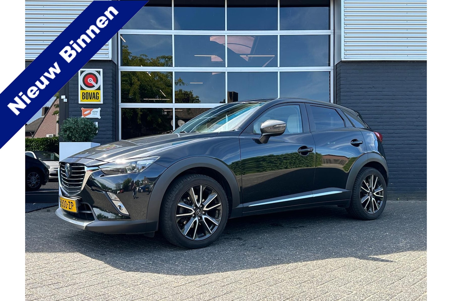 Mazda CX-3 - 2.0 SkyActiv-G GT-M 4WD, Automaat, CarPlay, Head-Up, Cruise, Trekhaak, Camera, Lane - AutoWereld.nl