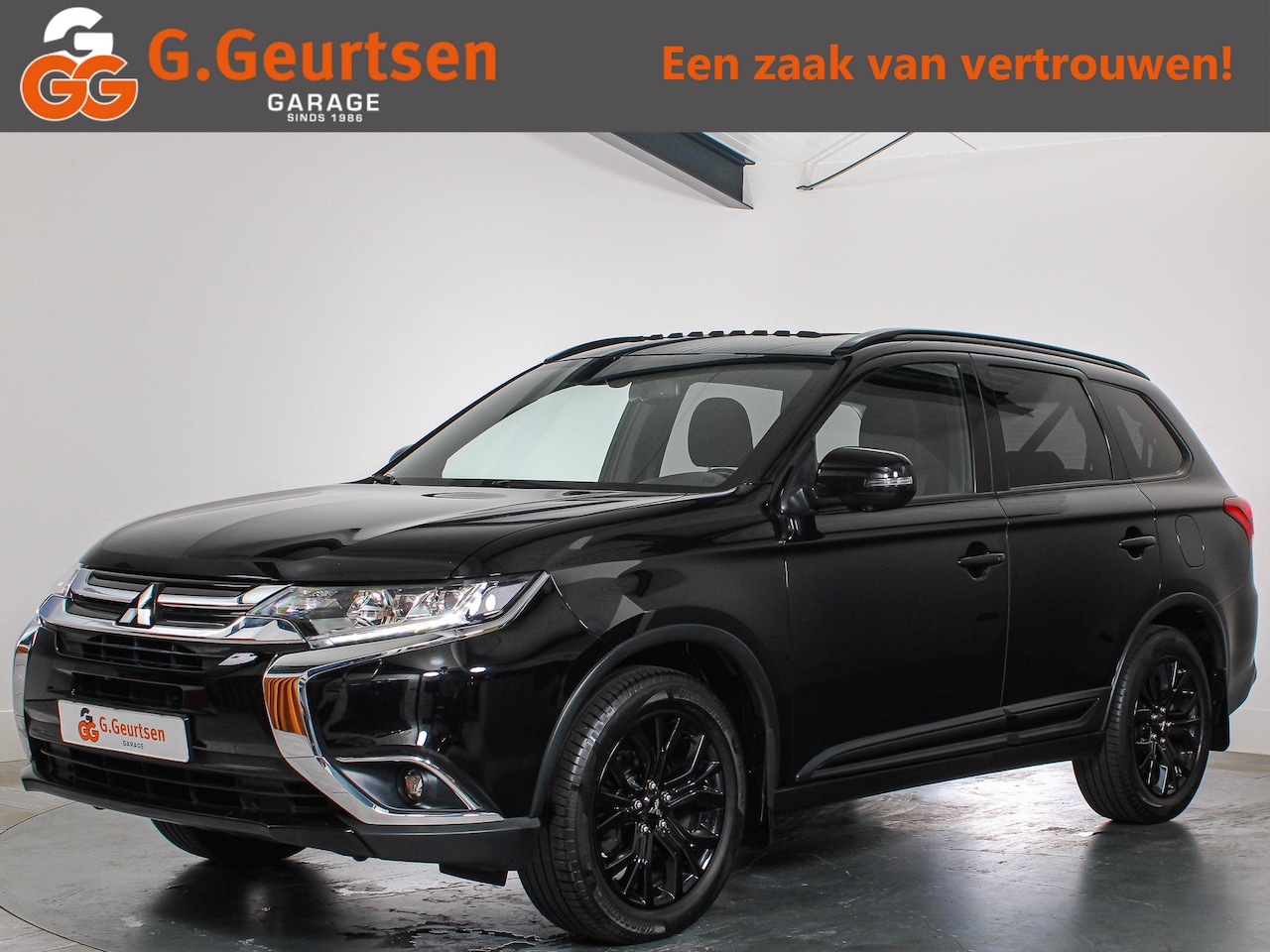 Mitsubishi Outlander - 2.0 Instyle 7-Persoons Schuifkanteldak, Trekhaak, LED, Cruise Control - AutoWereld.nl