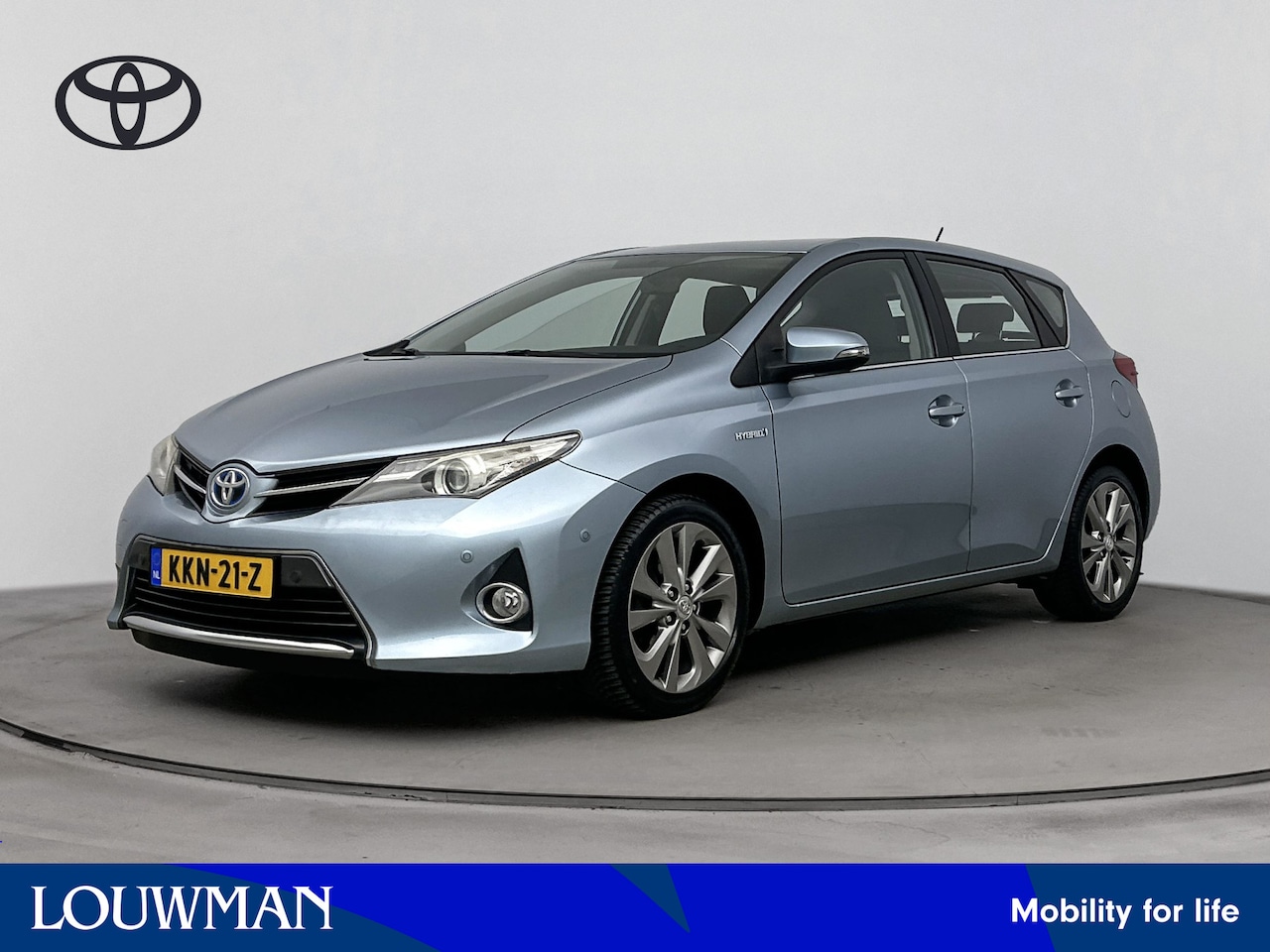 Toyota Auris - 1.8 Hybrid Executive | Parkeersensoren V+A | Stoelverwarming | Navi | Onderweg-naar-dealer - AutoWereld.nl