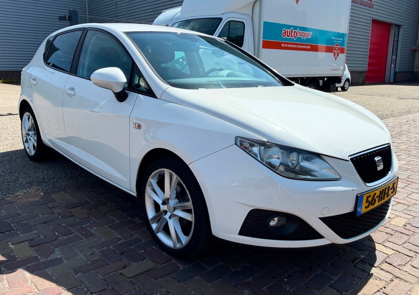 SEAT Ibiza - 1.6 Sport-up dubbele uitlaat - AutoWereld.nl