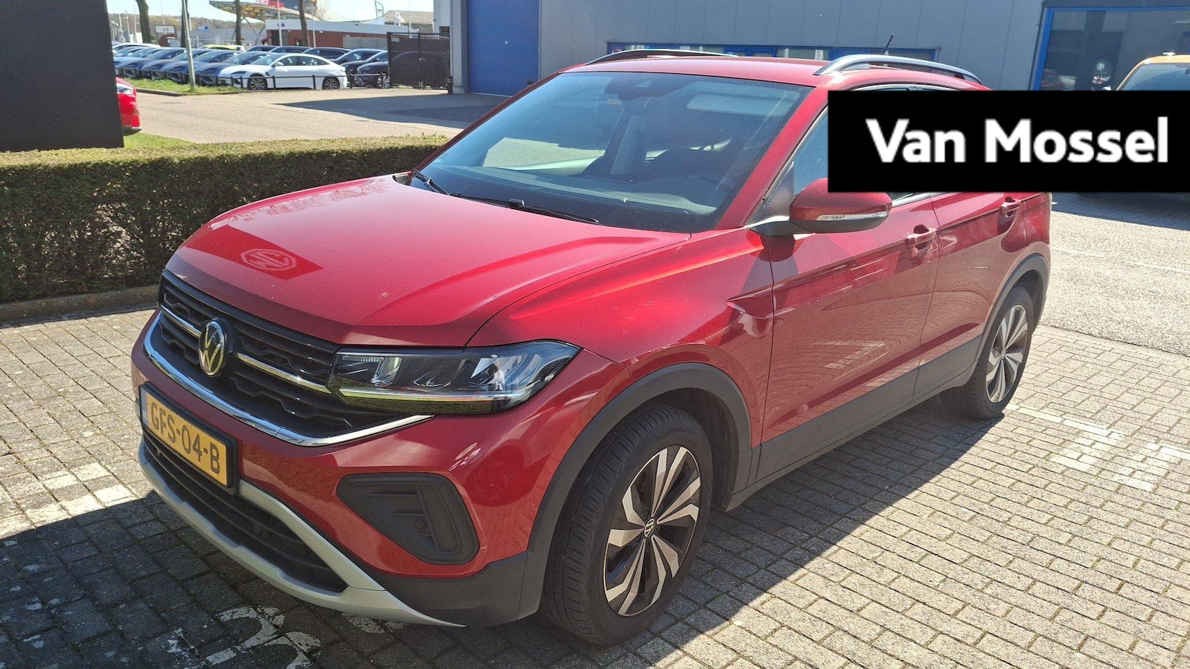 Volkswagen T-Cross - 1.0 TSI Life Edition | 95 PK | Trekhaak | Manilla Velgen | All Season Banden | Keyless | C - AutoWereld.nl