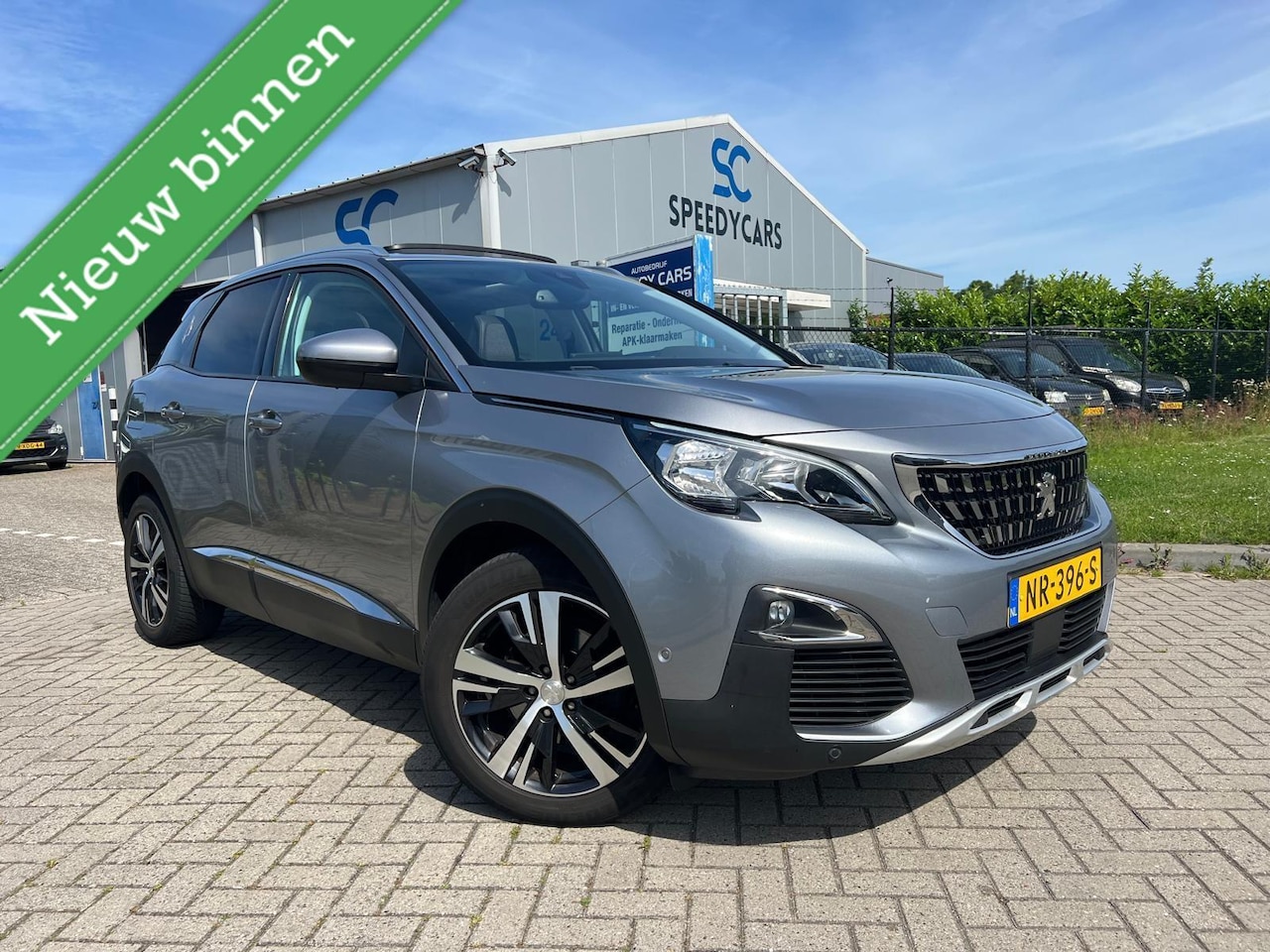 Peugeot 3008 - 1.2 PureTech Allure Automaat Navi Camera Pano - AutoWereld.nl