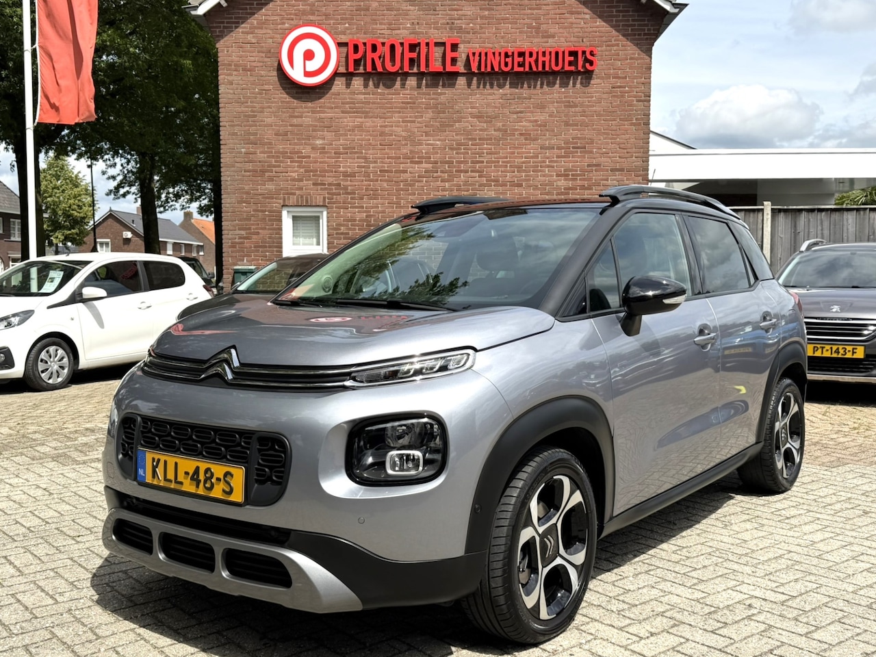 Citroën C3 Aircross - 130 Pk Benzine * AUTOMAAT * Luxe Shine * Navigatie * Stoelverwarming * Distributieriem 202 - AutoWereld.nl
