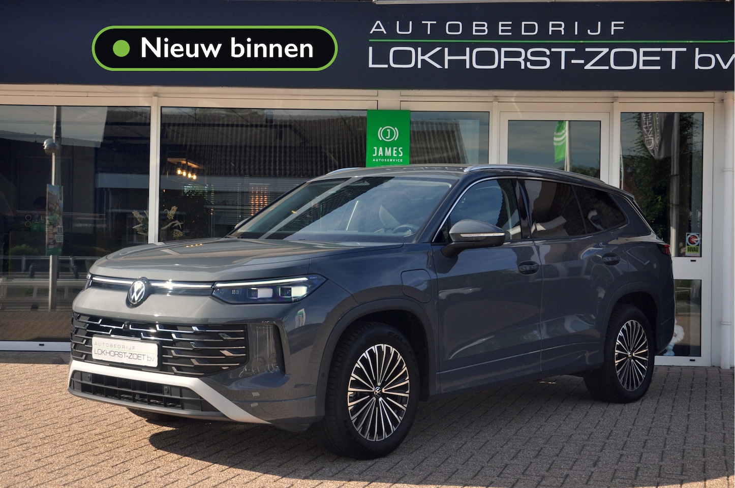 Volkswagen Tayron - 1.5 eHybrid 204 PK Elegance | Matrix | Adaptieve Cruise | Trekhaak - AutoWereld.nl