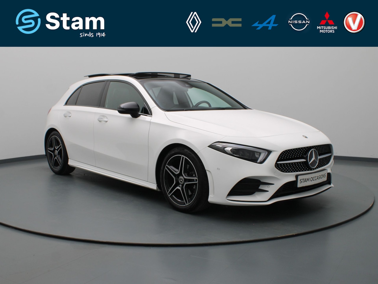 Mercedes-Benz A-klasse - 200 Business Solution AMG Elektrisch glazen panorama-dak - AutoWereld.nl