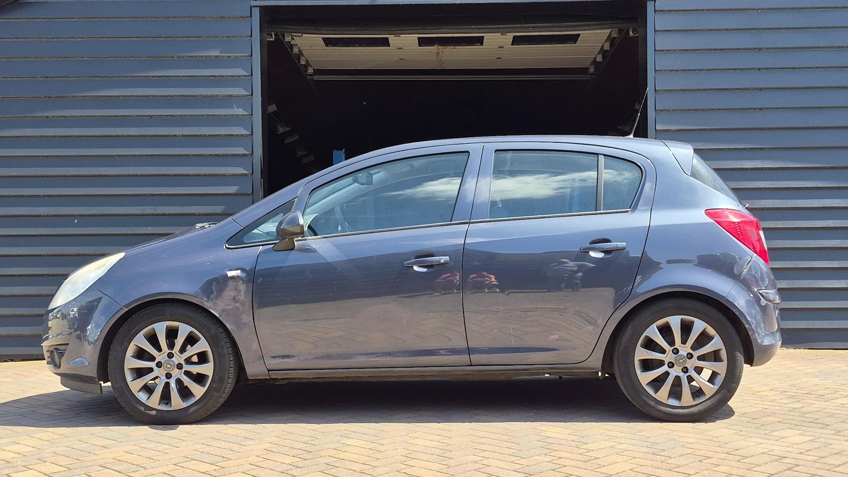 Opel Corsa - 1.4-16V Executive Automaat I Airco I Cruise I APK 7-3-2027