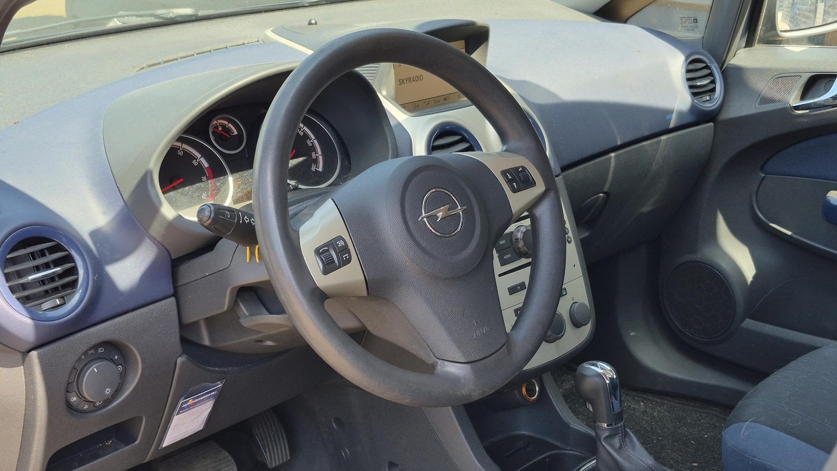 Opel Corsa - 1.4-16V Executive Automaat I Airco I Cruise I APK 7-3-2027