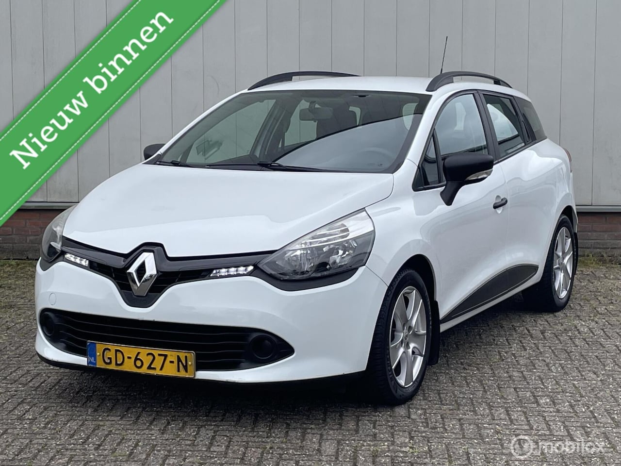Renault Clio Estate - 0.9 TCe Authentique | Airco | Cruise control | Tr.haak | LMV | NAP | NL Auto | - AutoWereld.nl