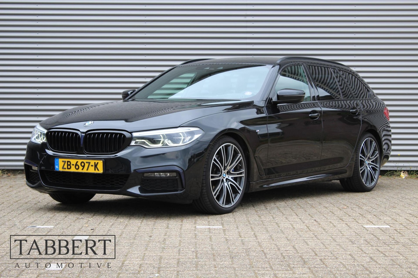 BMW 5-serie Touring - 530i High Executive M Pakket Trekhaak - AutoWereld.nl