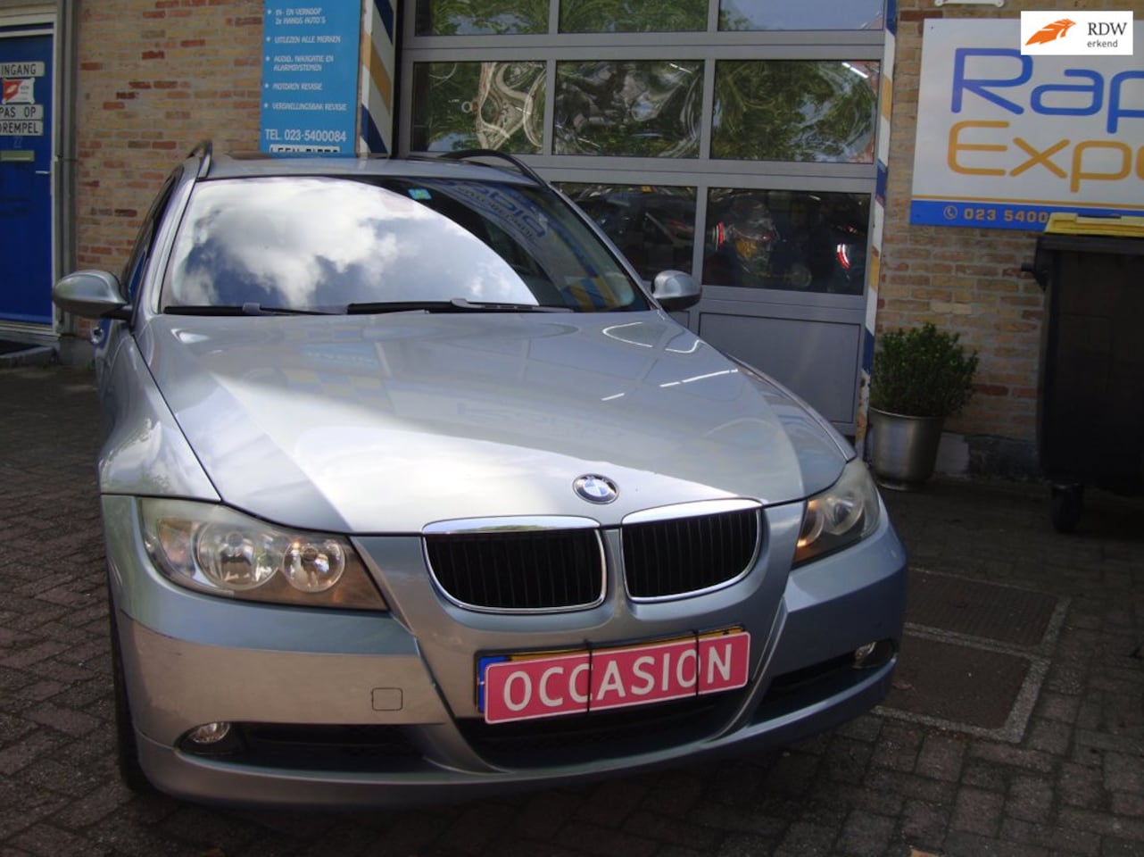 BMW 3-serie Touring - 320i Executive 320i Executive - AutoWereld.nl