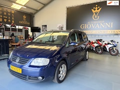 Volkswagen Touran - 2.0-16V FSI Highline export