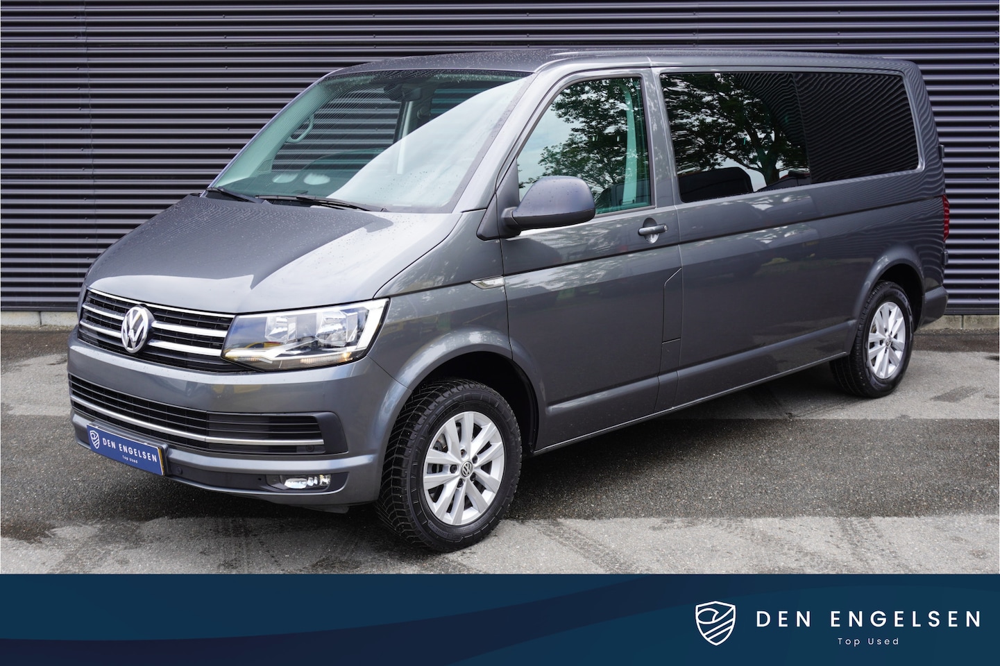 Volkswagen Transporter - 140pk Automaat Dubbele cabine L2H1 Lederen interieur Navigatie Trekhaak Parkeersensoren Cr - AutoWereld.nl