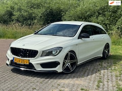 Mercedes-Benz CLA-Klasse - 180 AMG PAK. / XENON / AUTOMAAT