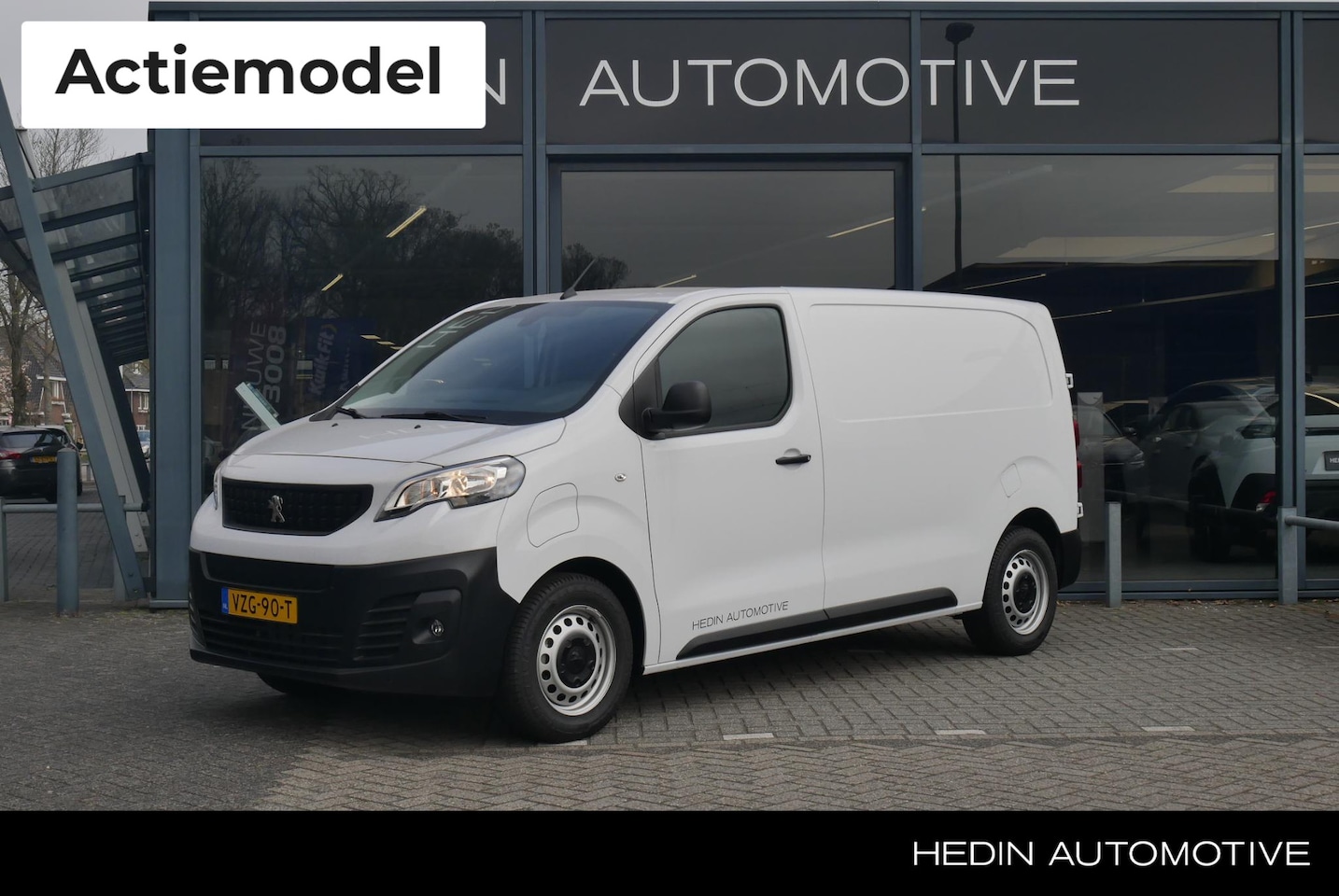 Peugeot e-Expert - EV L2 50 kWh 3-Pers. | Airconditioning | Cruise control | Zijschuifdeur | Bijrijders bank| - AutoWereld.nl