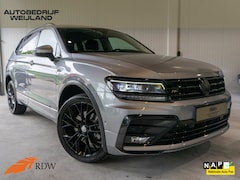 Volkswagen Tiguan Allspace - 2.0 TSI 4Motion Highline Business R 7p. 190PK I R-Line I Virtual I 20" I Winterpakket I 24