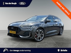 Ford Focus Wagon - 1.0 EcoBoost Hybrid ST Line Vignale 155PK Trekhaak - Panoramadak - WinterPack - Navigatie