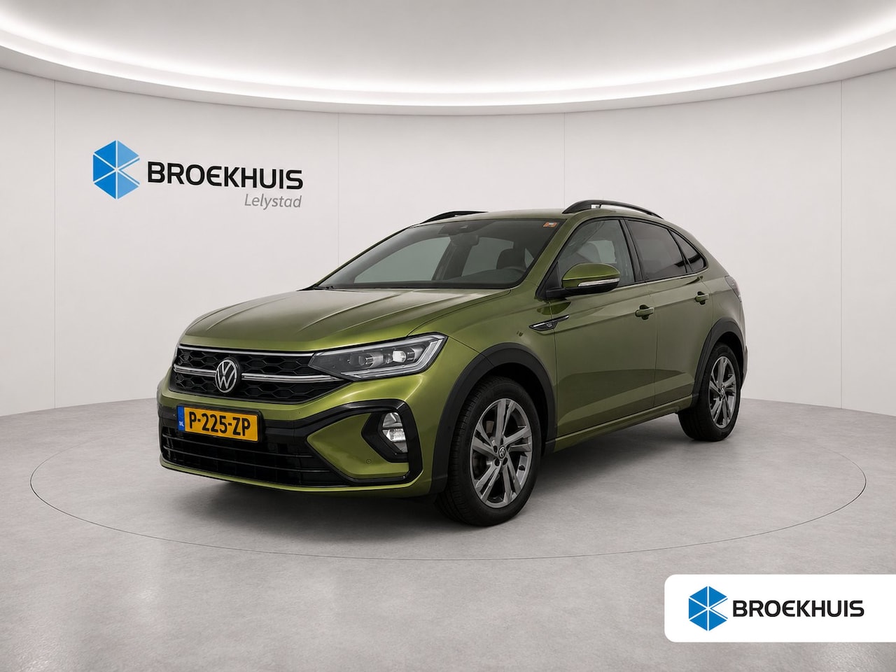 Volkswagen Taigo - 1.5 TSI 150PK R-LINE BUSINESS AUTOMAAT / NAVI / CLIMA / FULL-LED / PDC / 17" LMV / AFN. TR - AutoWereld.nl