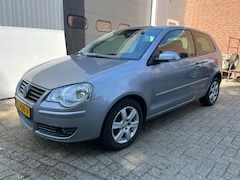 Volkswagen Polo - 1.2 12V United