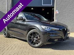 Alfa Romeo Stelvio - 2.0 T AWD Veloce Ti Navi.Panodak.CruiseC.Carbon.Camara.LMV
