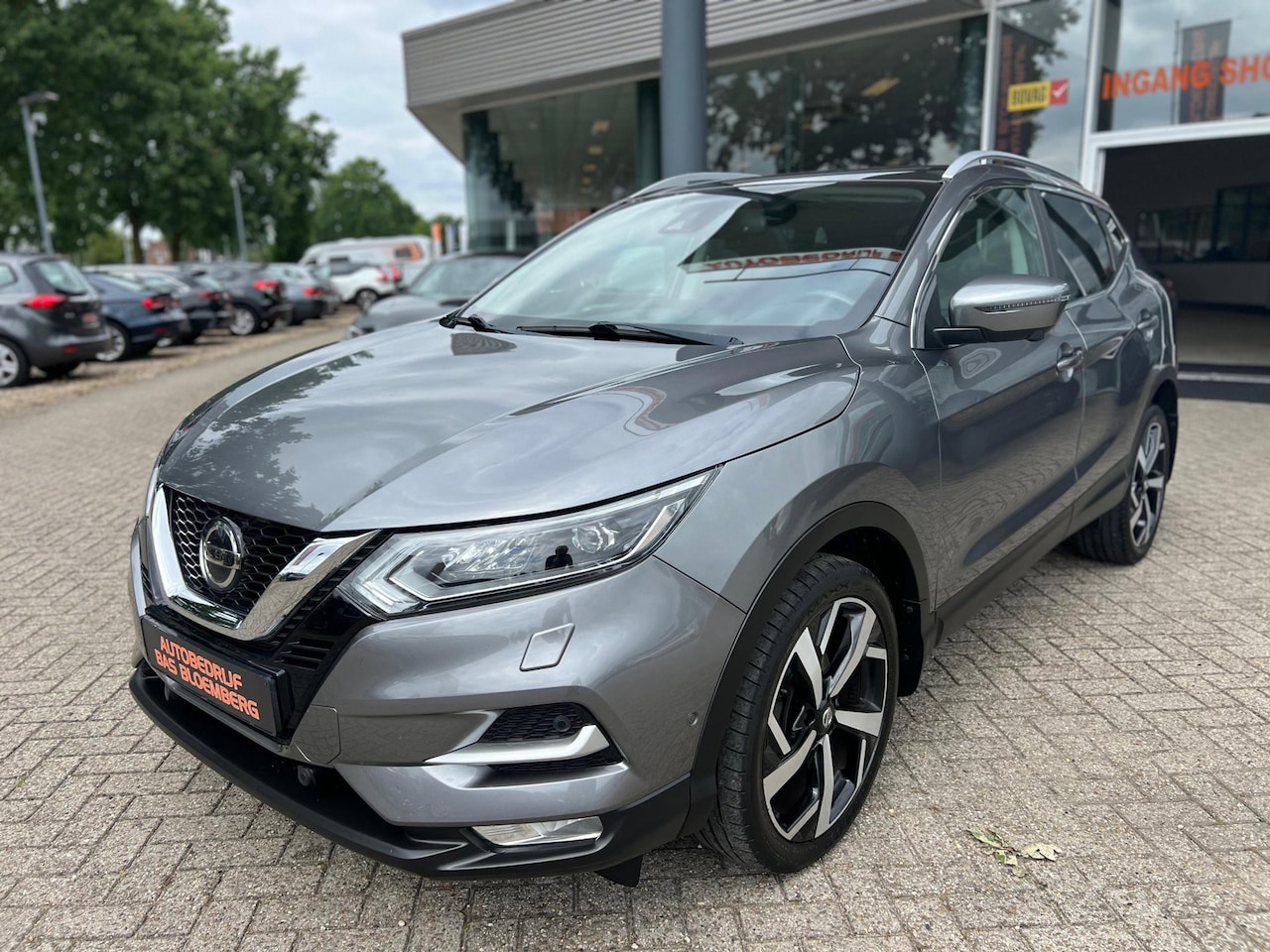 Nissan Qashqai - 1.3 DIG-T N-Tec 1.3 DIG-T N-Tec, Automaat, 169pk, Pano, Camera - AutoWereld.nl