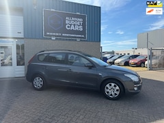 Hyundai i30 CW - 1.6i Dynamic