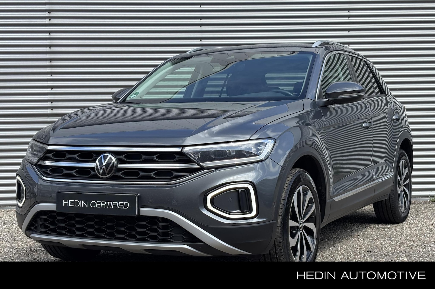 Volkswagen T-Roc - 1.5 TSI Style / Nederlandse Auto / Apple Car Play / Navigatie / Parkeercamera/ Stoelverwar - AutoWereld.nl