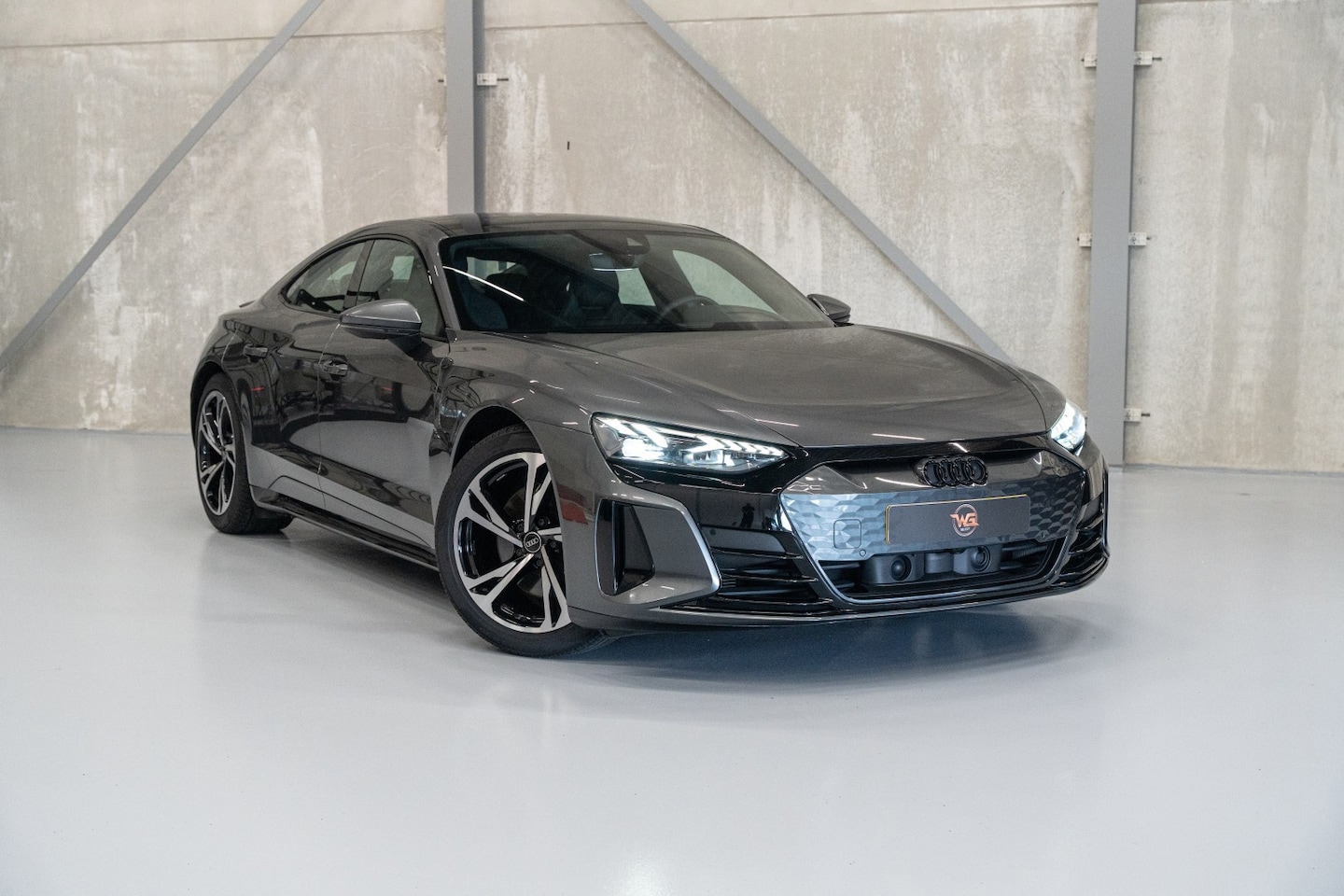 Audi e-tron GT - 93 kWh | BTW | 94% SOH | NL auto | Carbon interieur | 4 wiel sturing | Head-up - AutoWereld.nl