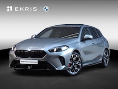 BMW 1-serie - 5-deurs 120 | M Sportpakket Pro | Premium Pack | Panodak | Getint Glas | Comfort Access |