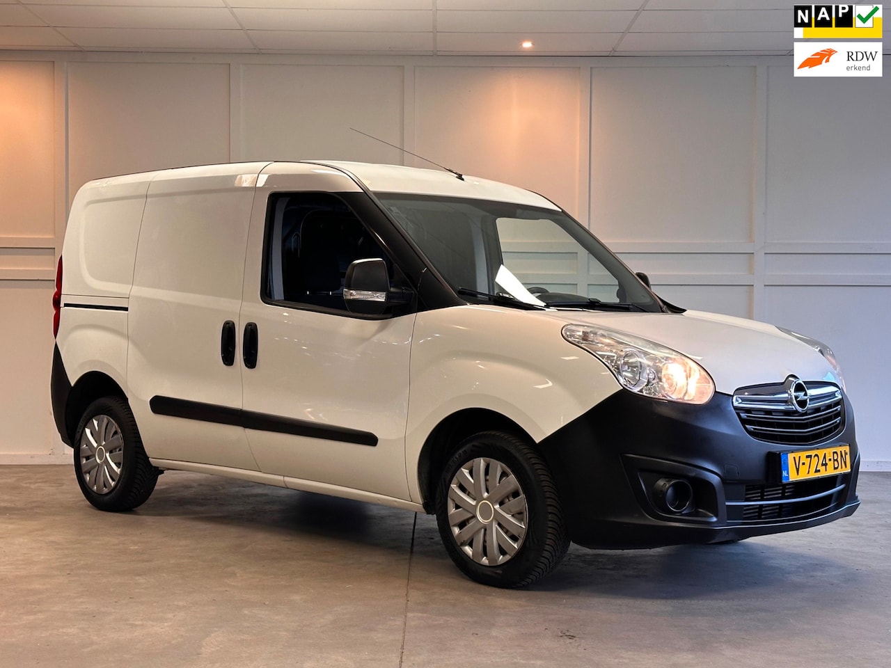 Opel Combo - 1.3 CDTi / 2016 / 133.902 KM / Airco / Schade Links - AutoWereld.nl