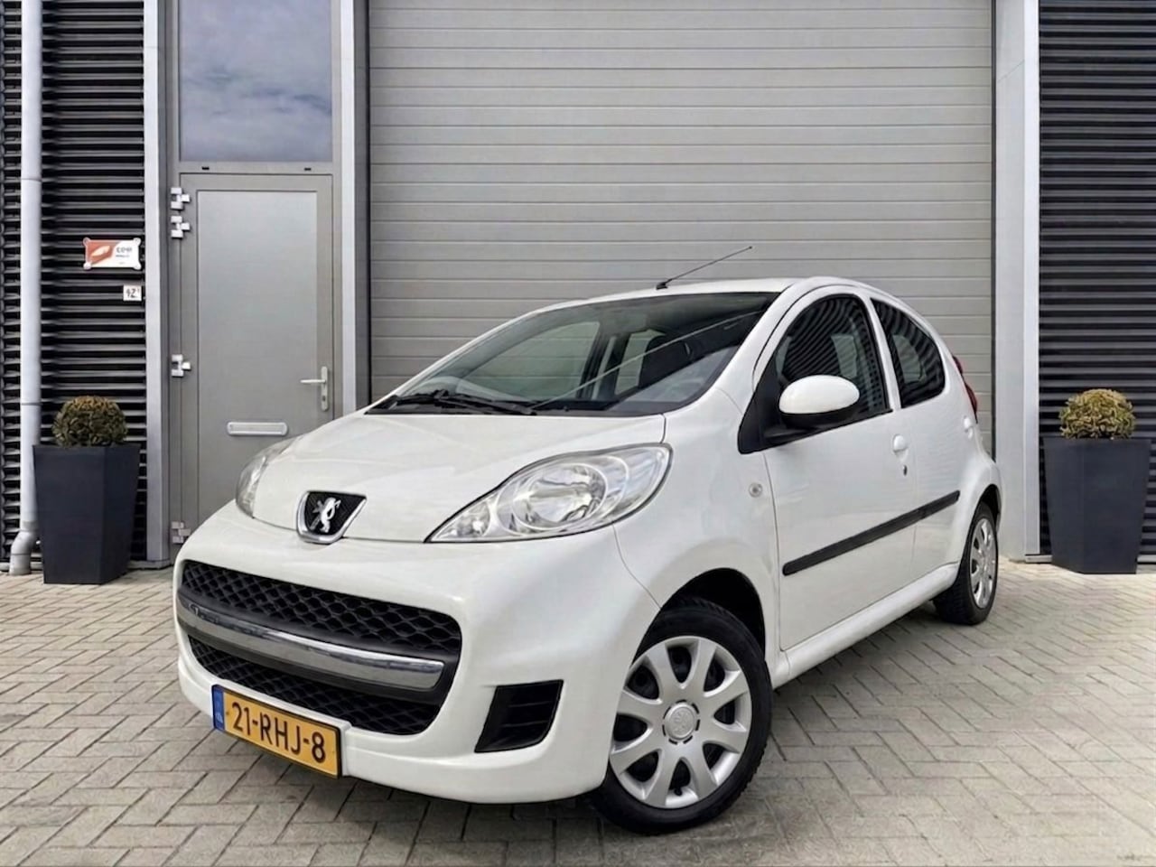 Peugeot 107 - 1.0-12V XS/80.000 NAP/Airco/2E Eigenaar/Leuke auto/ - AutoWereld.nl