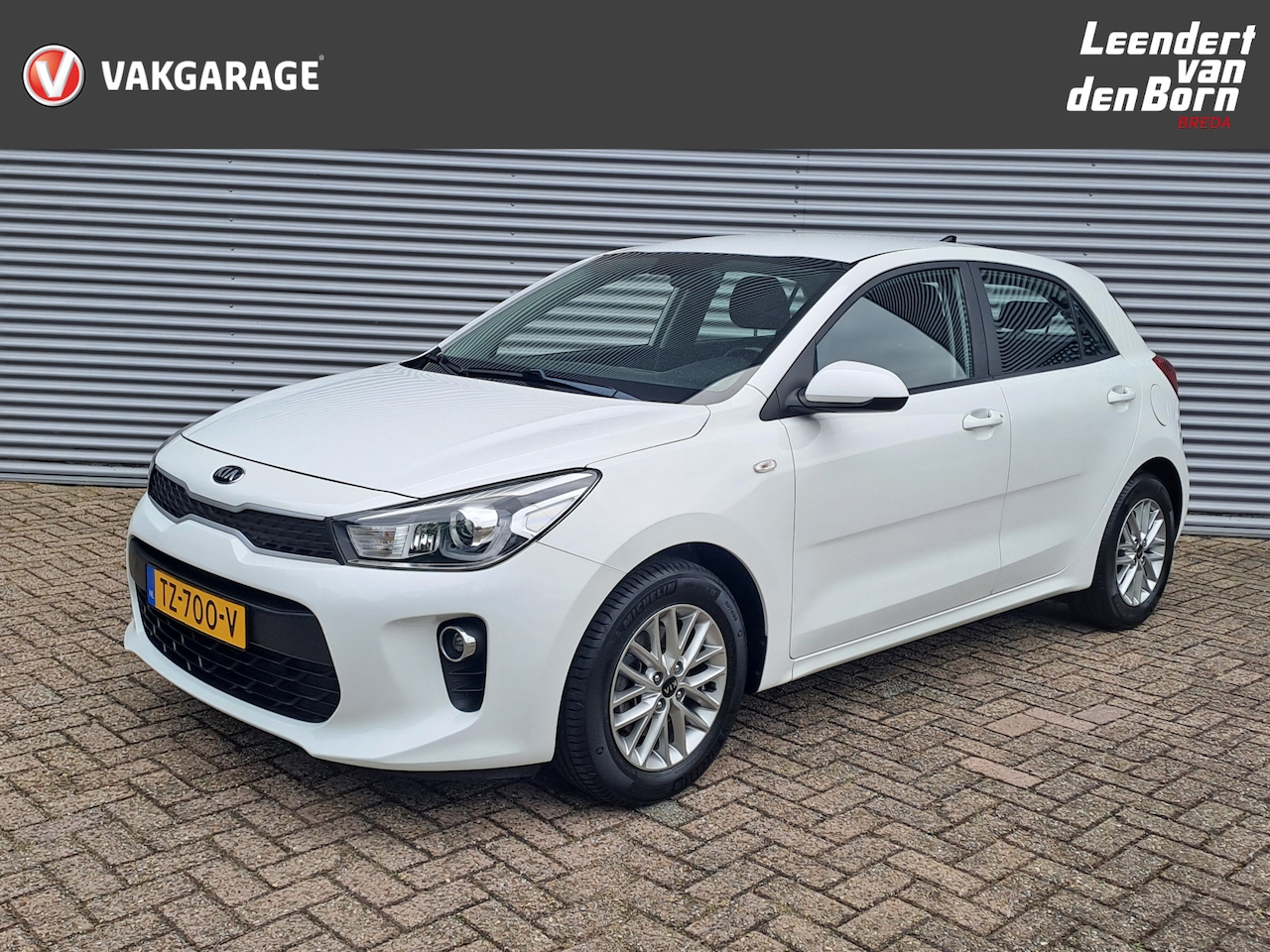 Kia Rio - 1.0 TGDI DynamicLine | Airco | Camera | Navi | Cruise | LM Velgen | Apple Carplay/Android - AutoWereld.nl