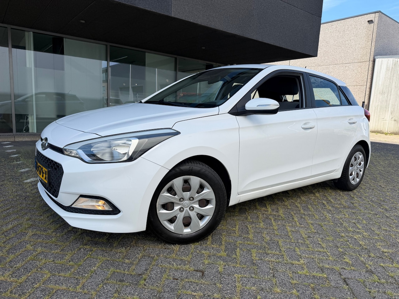 Hyundai i20 - 1.2 LP i-Drive Cool AIRCO BJ 1-2016 APK 1-2027 - AutoWereld.nl