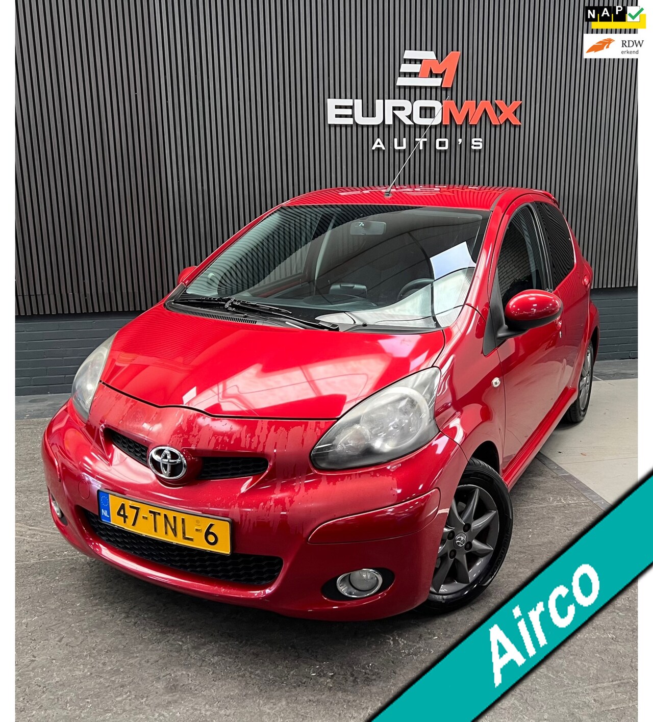 Toyota Aygo - 1.0-12V Dynamic Navigator - 1e Eigenaar - NAP - NAV - Airco. - AutoWereld.nl