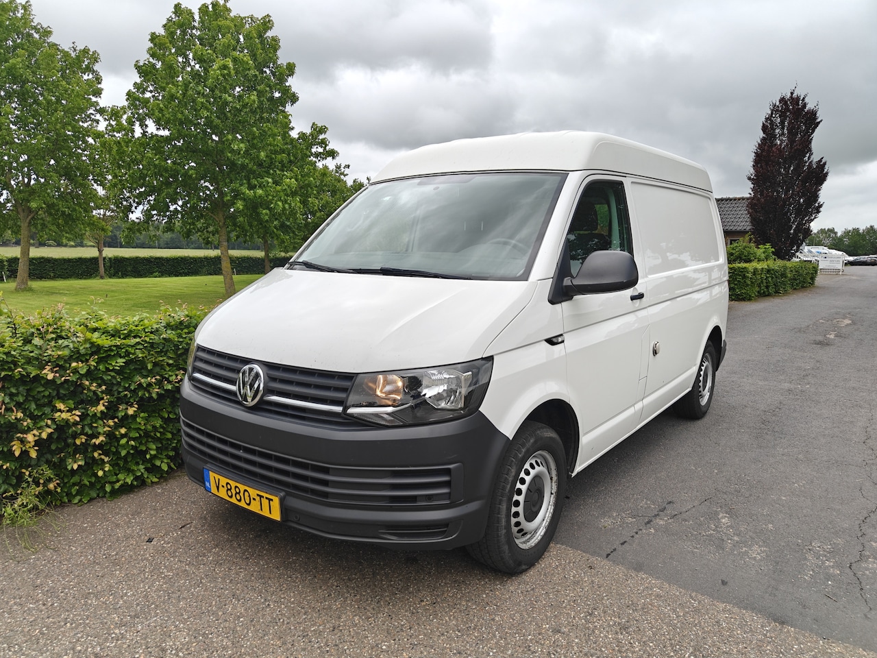 Volkswagen Transporter - 2.0 TDI L1H2 Highline AIRCO BJ 2019 - AutoWereld.nl