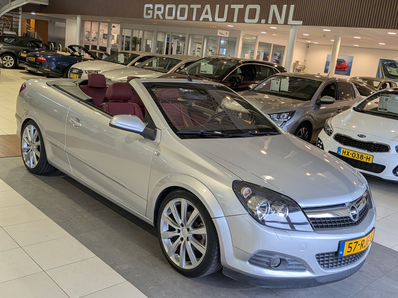 Opel Astra TwinTop - 1.6 Edition Airco, Cruise Control, Stuurbekrachtiging - AutoWereld.nl